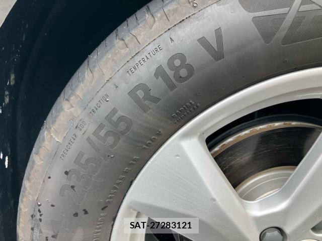 Audi Q3 2024-09 8817606-7