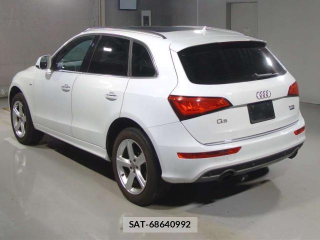 Audi Q5 2016-06 8815407-5