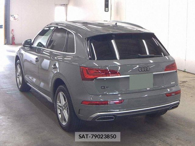 Audi Q5 2021-09 8816169-1