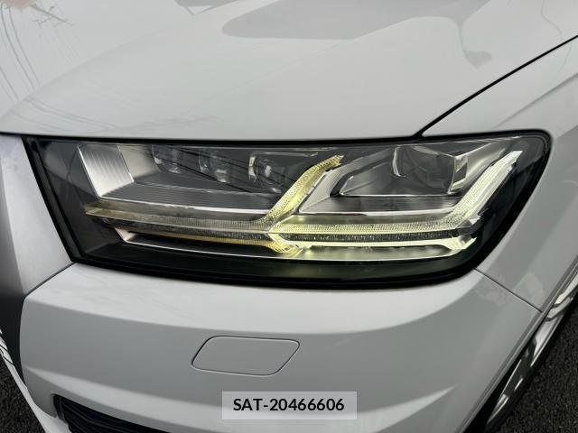 Audi Q7 2018-05 8815287-14