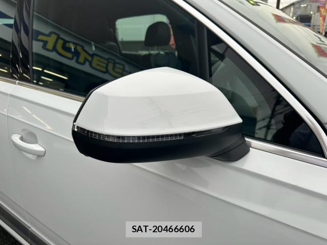 Audi Q7 2018-05 8815287-15