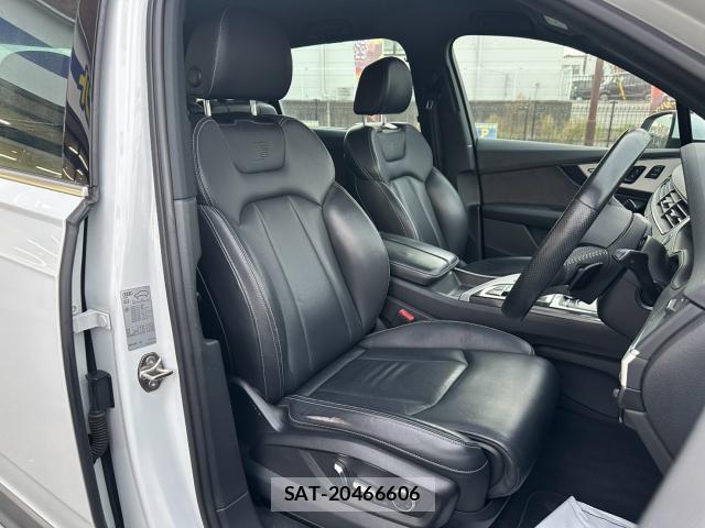 Audi Q7 2018-05 8815287-19