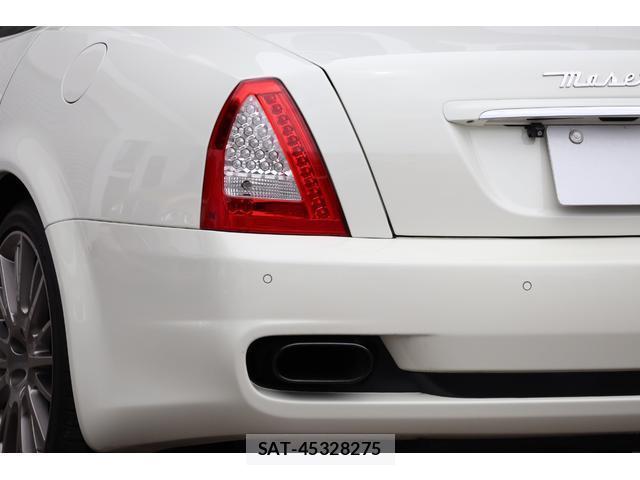 Maserati QUATTROPORTE 2010-08 8814498-19