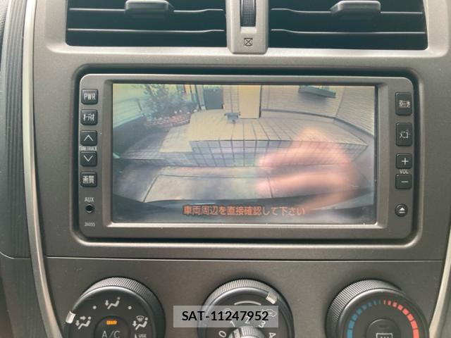 Toyota RACTIS 2010-12 8816287-19
