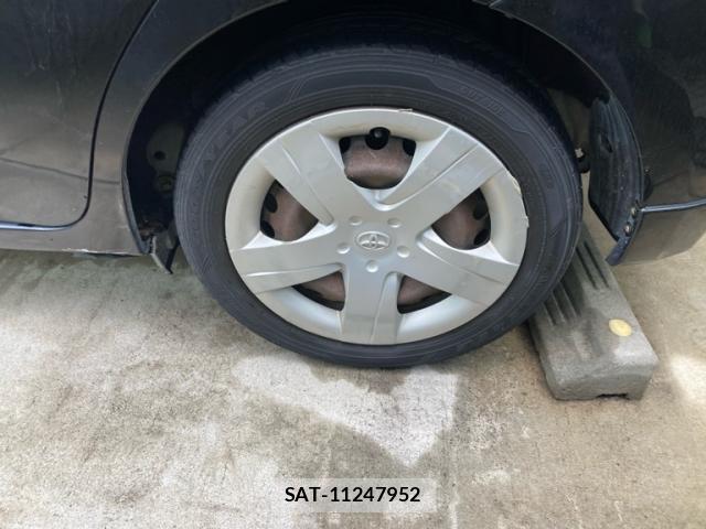 Toyota RACTIS 2010-12 8816287-5
