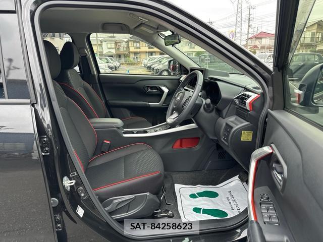 Toyota RAIZE 2025-08 8815701-5