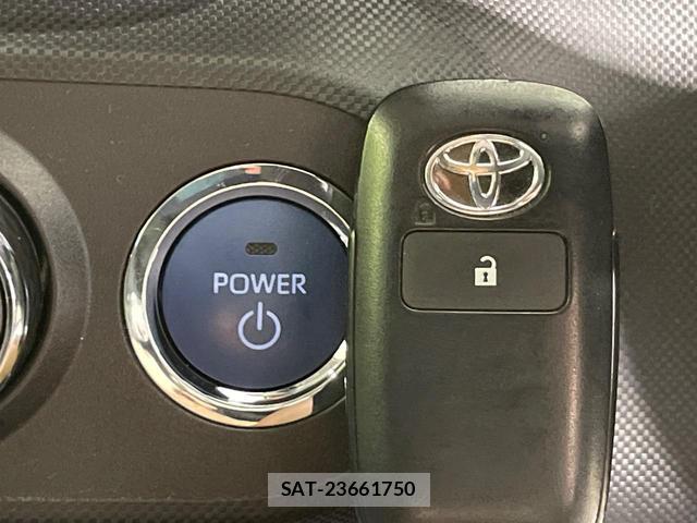 Toyota RAIZE 2025-10 8815890-4