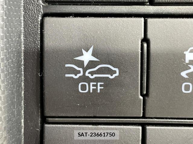 Toyota RAIZE 2025-10 8815890-6
