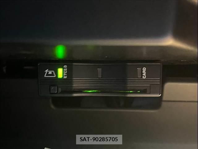 Land Rover RANGE ROVER EVOQUE 2019-08 8817952-6