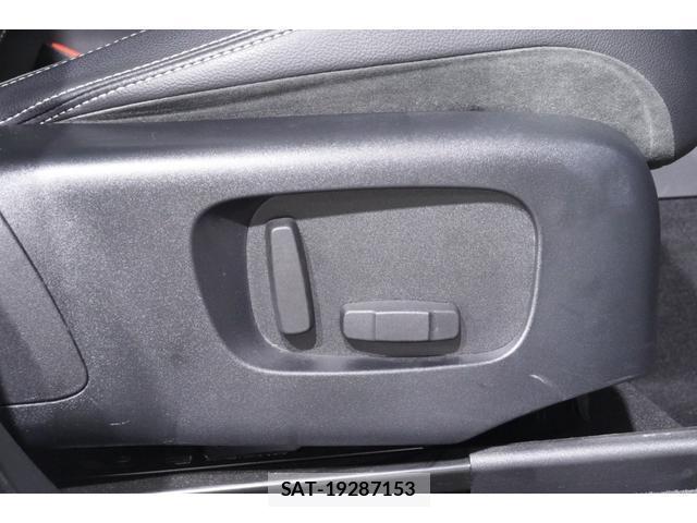 Land Rover RANGE ROVER VELAR 2019-02 8817271-13