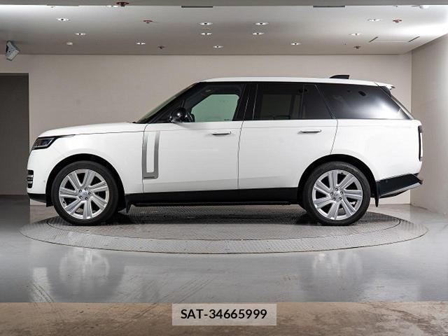 Land Rover RANGE ROVER 2023-10 8813167-17