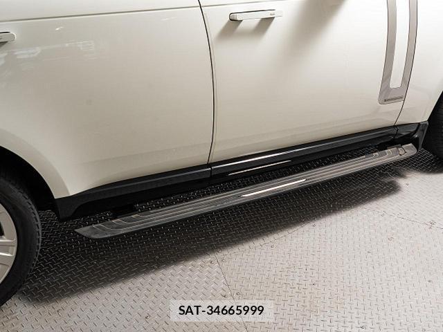 Land Rover RANGE ROVER 2023-10 8813167-4