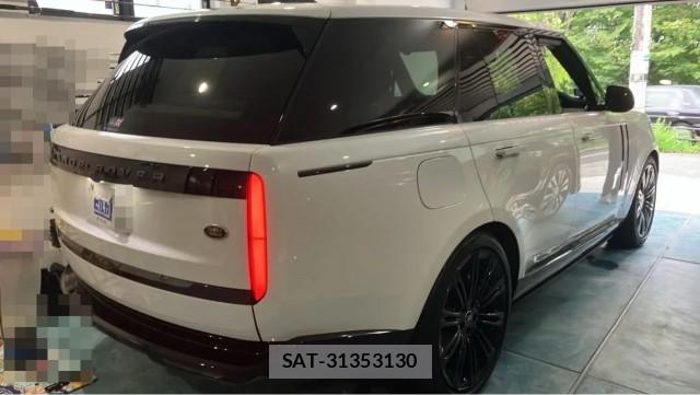 Land Rover RANGE ROVER 2023-01 8815484-12
