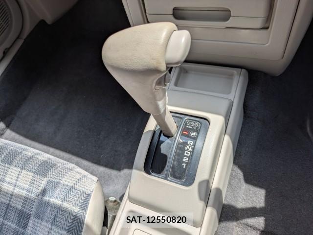 Nissan RASHEEN 1995-02 8813740-16