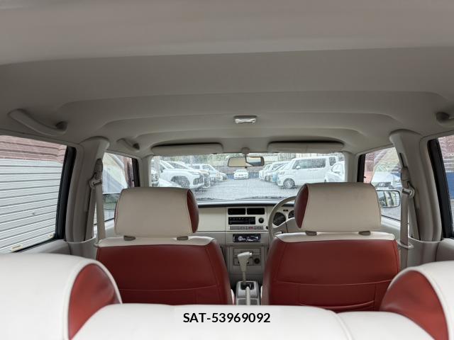 Nissan RASHEEN 1994-12 8814617-14