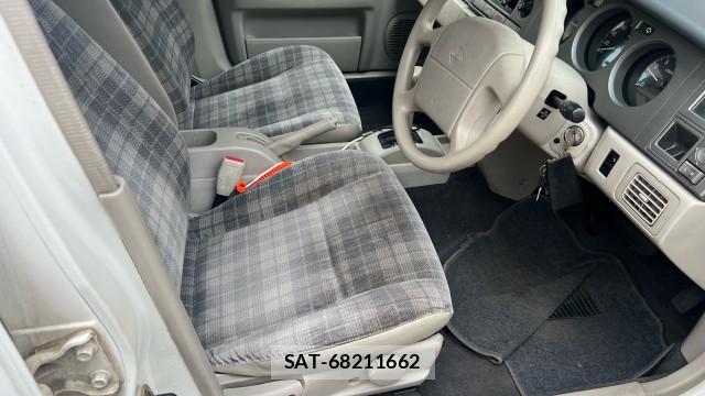 Nissan RASHEEN 1995-09 8815461-5