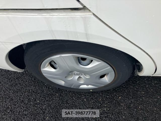 Toyota RAUM 2005-12 8813283-13