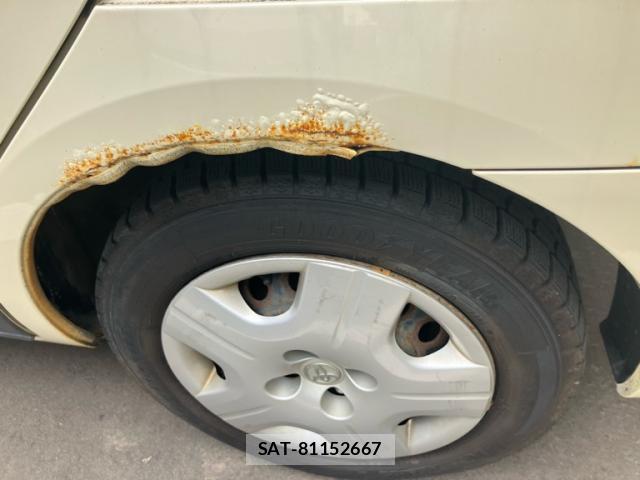 Toyota RAUM 2005-11 8813601-9