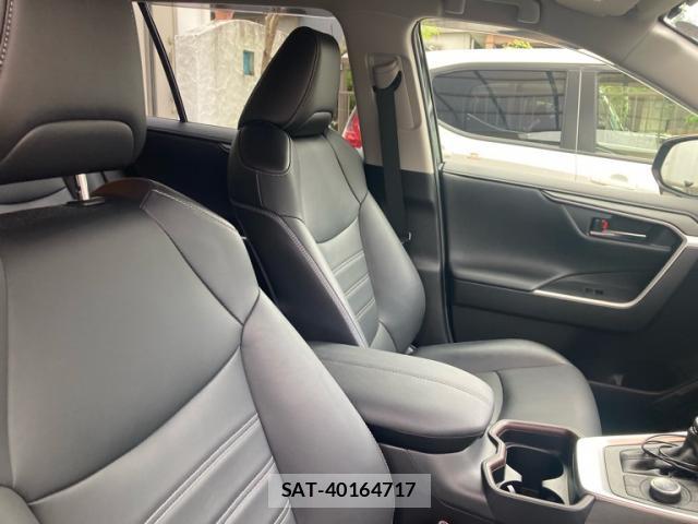 Toyota RAV4 2020-11 8812094-10