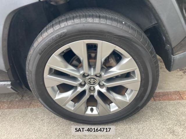 Toyota RAV4 2020-11 8812094-5