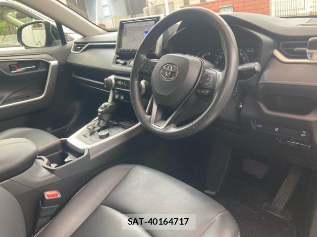 Toyota RAV4 2020-11 8812094-9