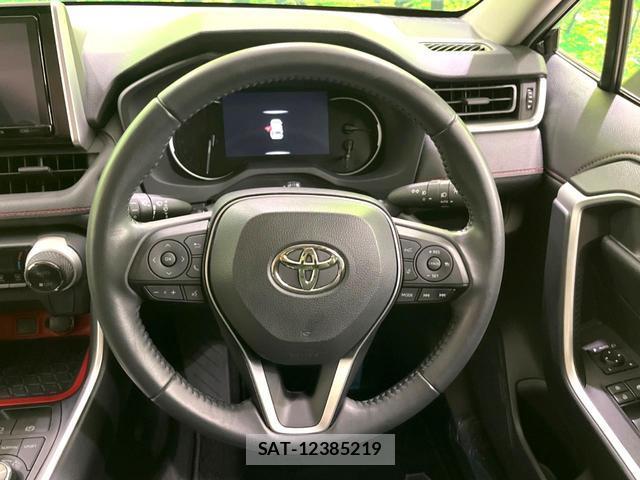 Toyota RAV4 2021-03 8812307-11