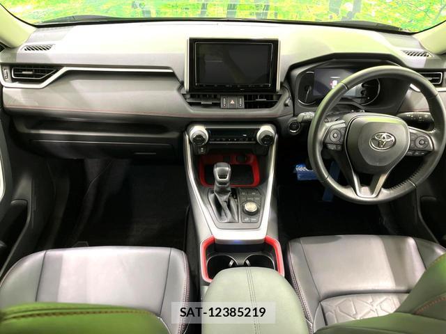 Toyota RAV4 2021-03 8812307-2