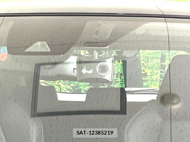 Toyota RAV4 2021-03 8812307-5