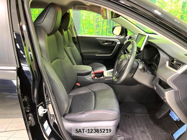 Toyota RAV4 2021-03 8812307-8