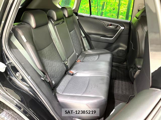 Toyota RAV4 2021-03 8812307-9