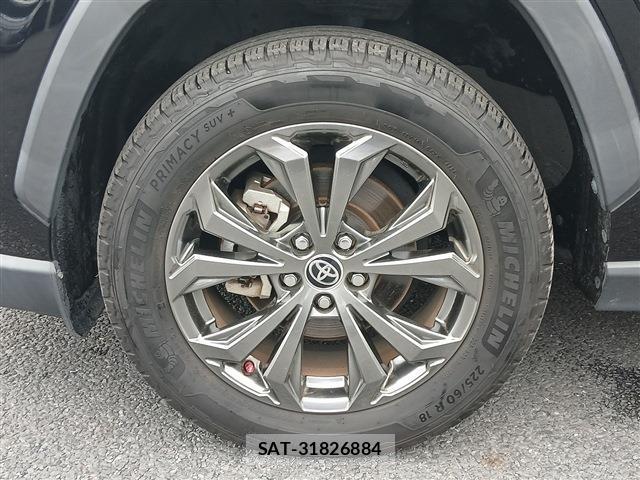 Toyota RAV4 2022-02 8812806-13