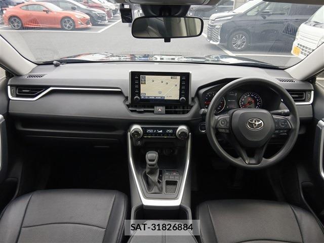 Toyota RAV4 2022-02 8812806-16