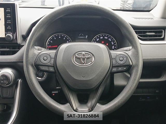 Toyota RAV4 2022-02 8812806-17