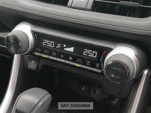 Toyota RAV4 2022-02 8812806-5
