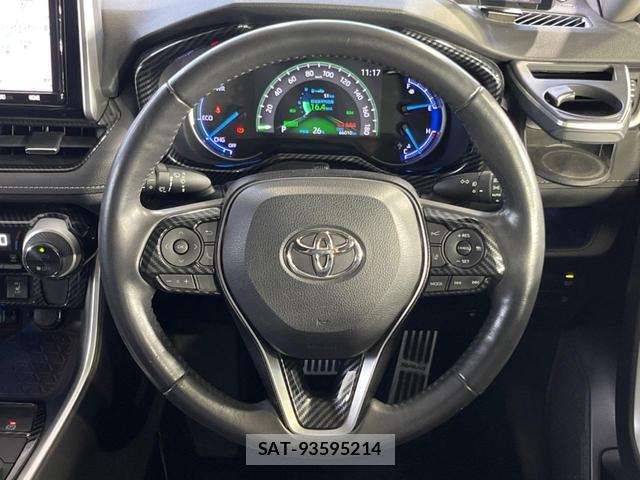 Toyota RAV4 2019-09 8812962-11