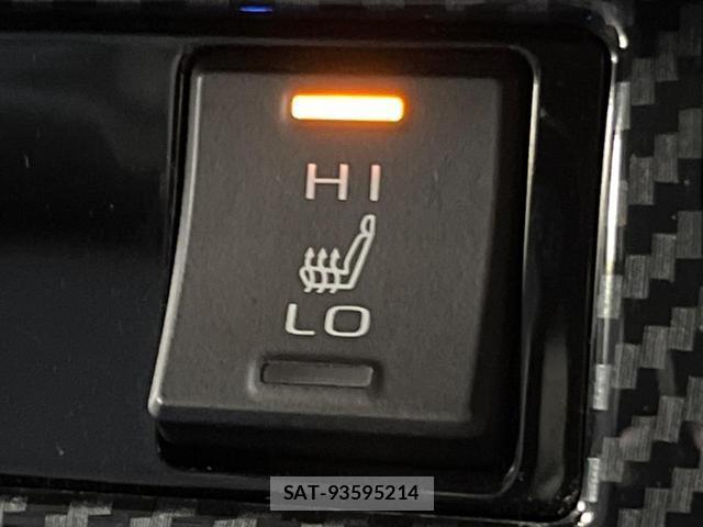 Toyota RAV4 2019-09 8812962-6