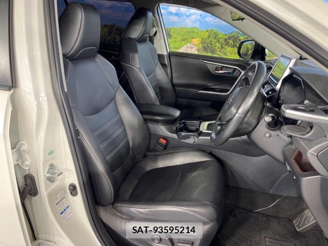 Toyota RAV4 2019-09 8812962-8