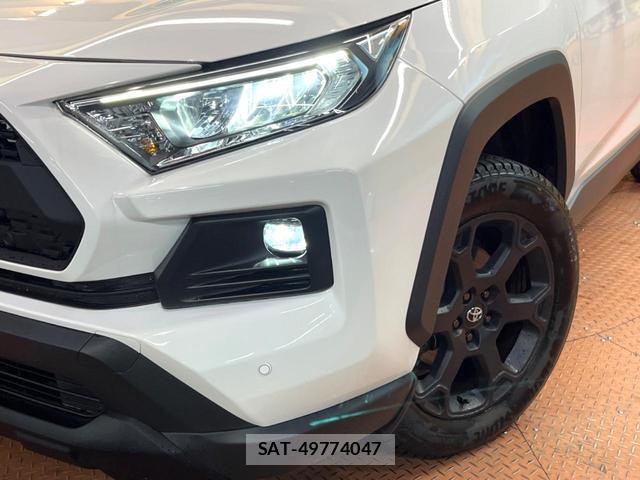 Toyota RAV4 2024-03 8813154-13