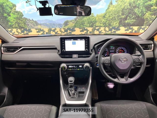 Toyota RAV4 2020-11 8813155-1
