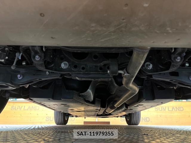 Toyota RAV4 2020-11 8813155-18
