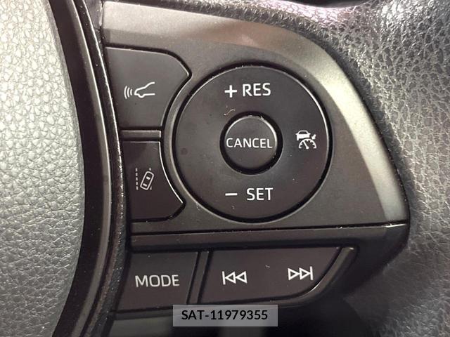 Toyota RAV4 2020-11 8813155-3