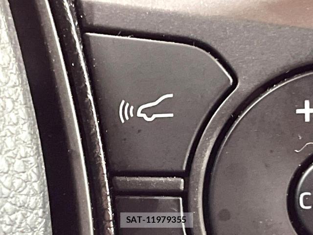 Toyota RAV4 2020-11 8813155-4