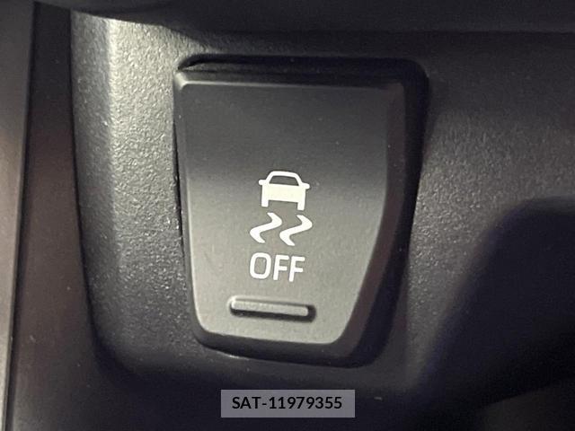 Toyota RAV4 2020-11 8813155-6