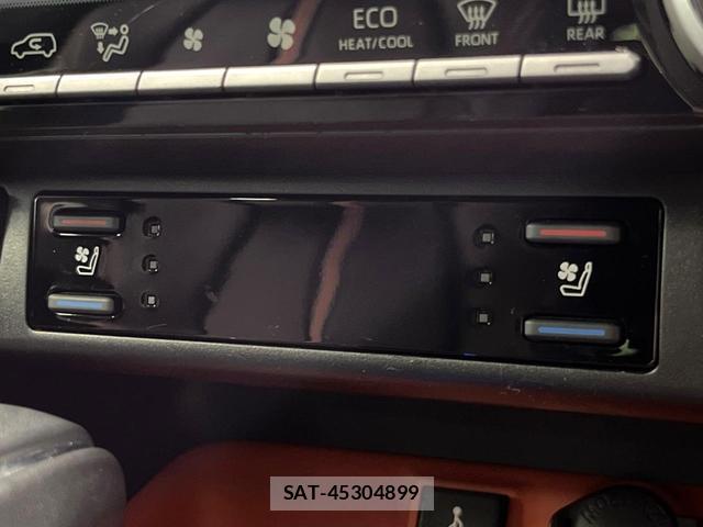 Toyota RAV4 2020-10 8813165-8