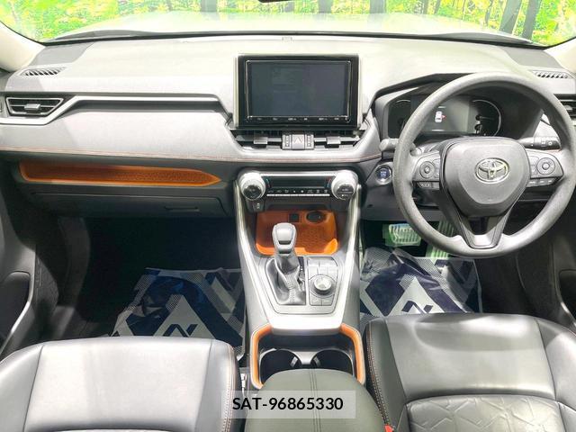 Toyota RAV4 2020-02 8813169-1