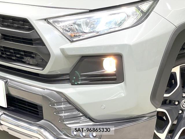 Toyota RAV4 2020-02 8813169-11