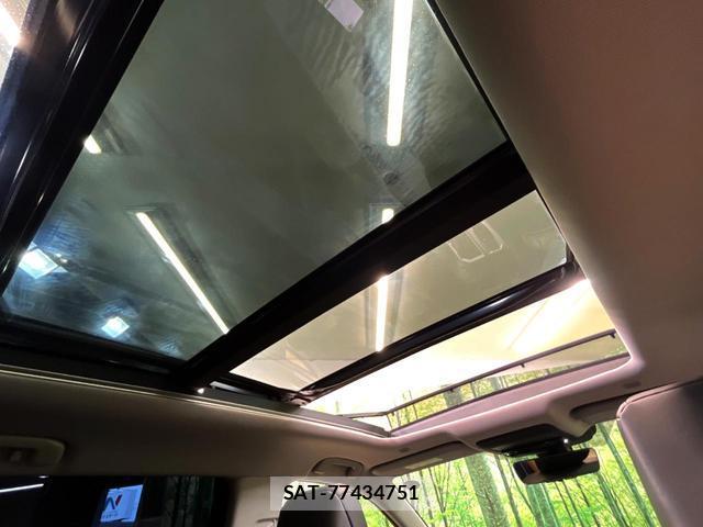 Toyota RAV4 2026-05 8813192-2