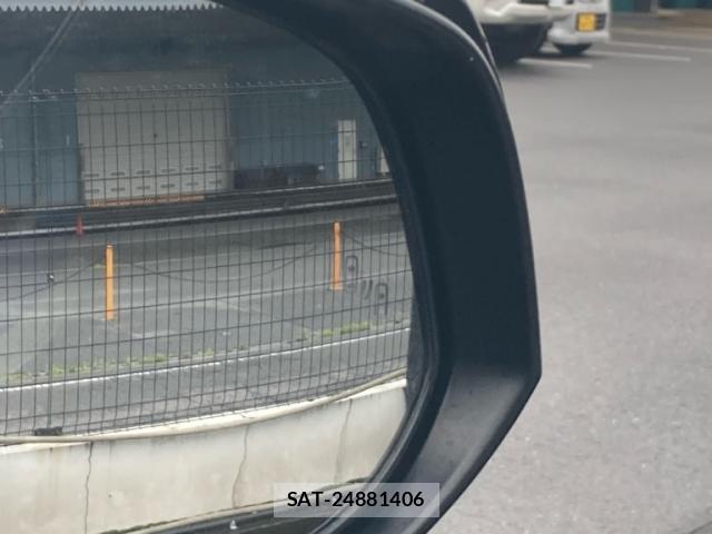 Toyota RAV4 2022-10 8813468-19