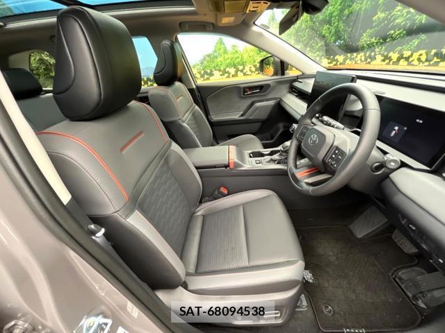 Toyota RAV4 2026-04 8813697-7