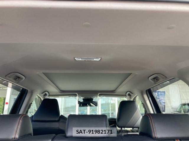 Toyota RAV4 2019-06 8813748-18